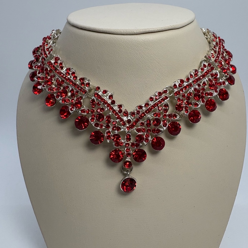 Red Round Crystal Bib Statement Silver Necklace And Earrings Set, Brand New